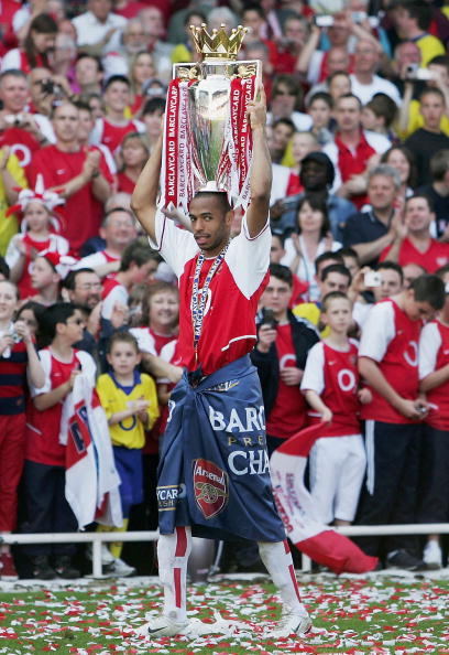 前巴萨主席：81岁的我希望看到诺坎普交工；伯纳乌像沙丁鱼罐头（前巴萨主席：81岁仍盼诺坎普竣工，称伯纳乌像沙丁鱼罐头）