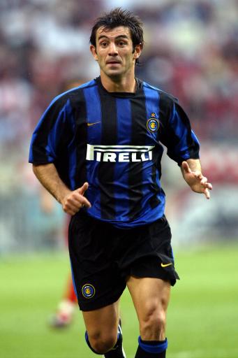 阿斯：卡马文加因肌肉疼痛未能正常训练，他整周都在单独训练（阿斯：卡马文加因肌肉不适未参加合练，本周全程个人训练）