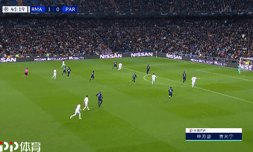 京媒：冯博轩因伤缺席今天的赛前训练，李磊今天出现在训练中（京媒：冯博轩伤缺今日赛前训练，李磊现身训练场）